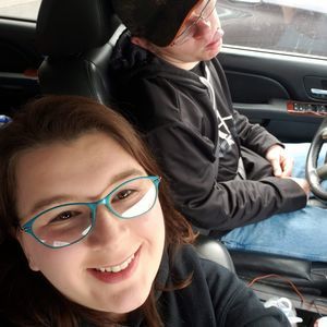 Meet your Posher, Brooke